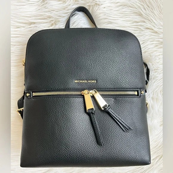 $358 Retail New! Michael Kors backpack purse - Picture 2 of 13